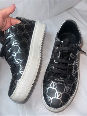 Valentino Black Logo Low-Top Sneakers size 9.5